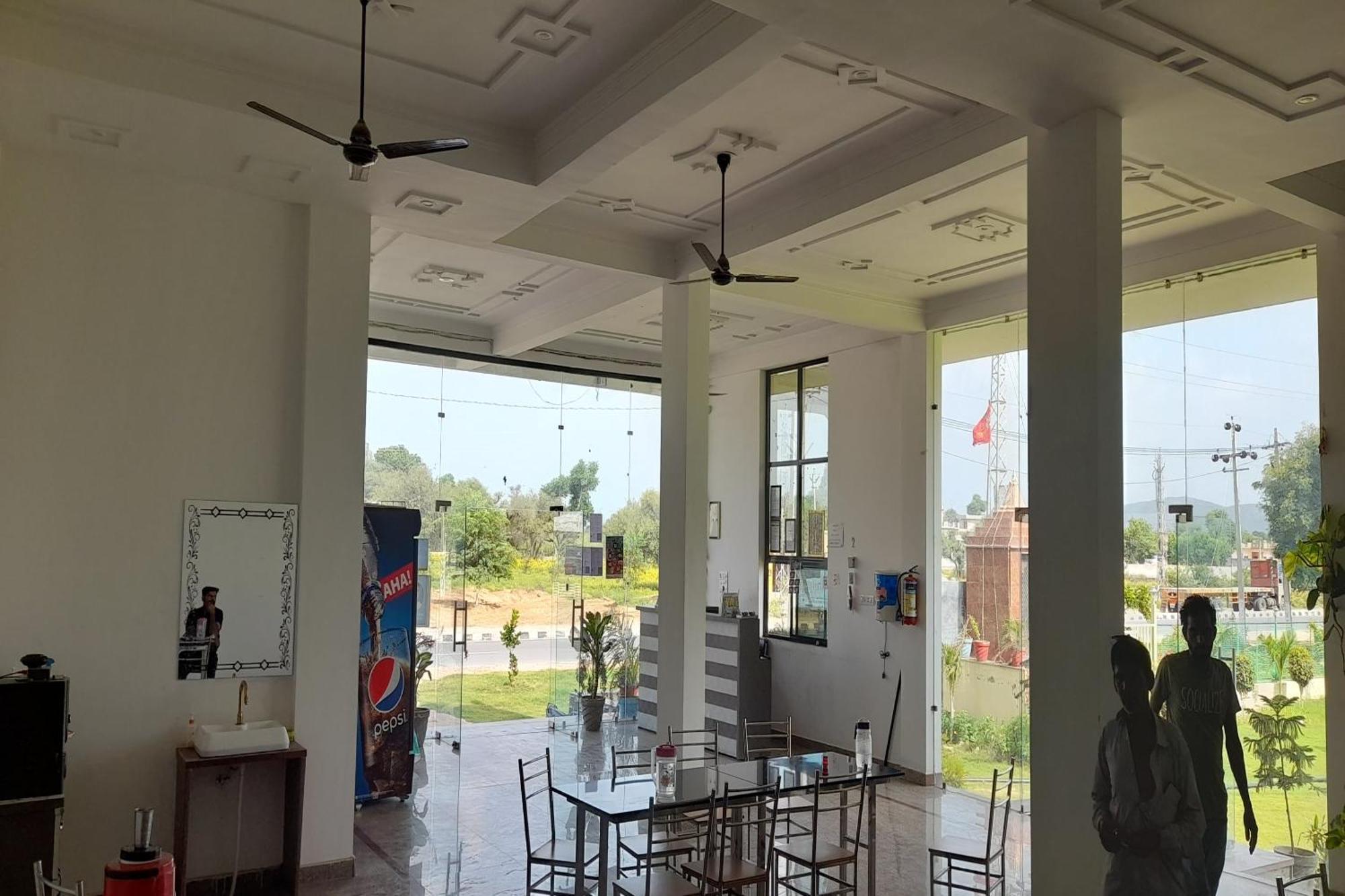 Hotel O Athitya Resort Sikar ภายนอก รูปภาพ
