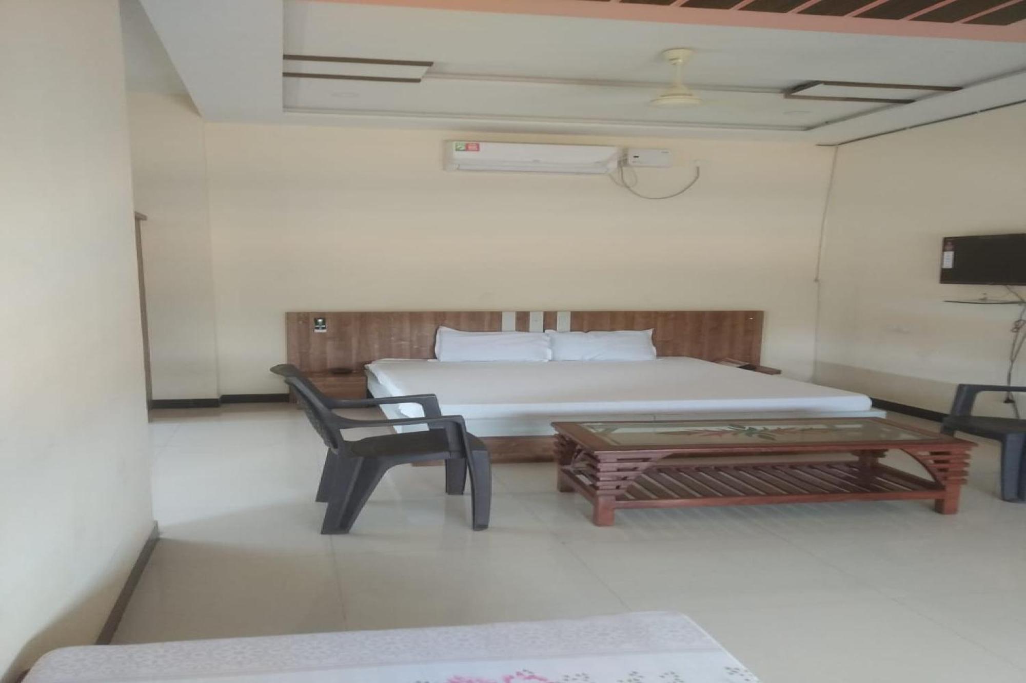 Hotel O Athitya Resort Sikar ภายนอก รูปภาพ