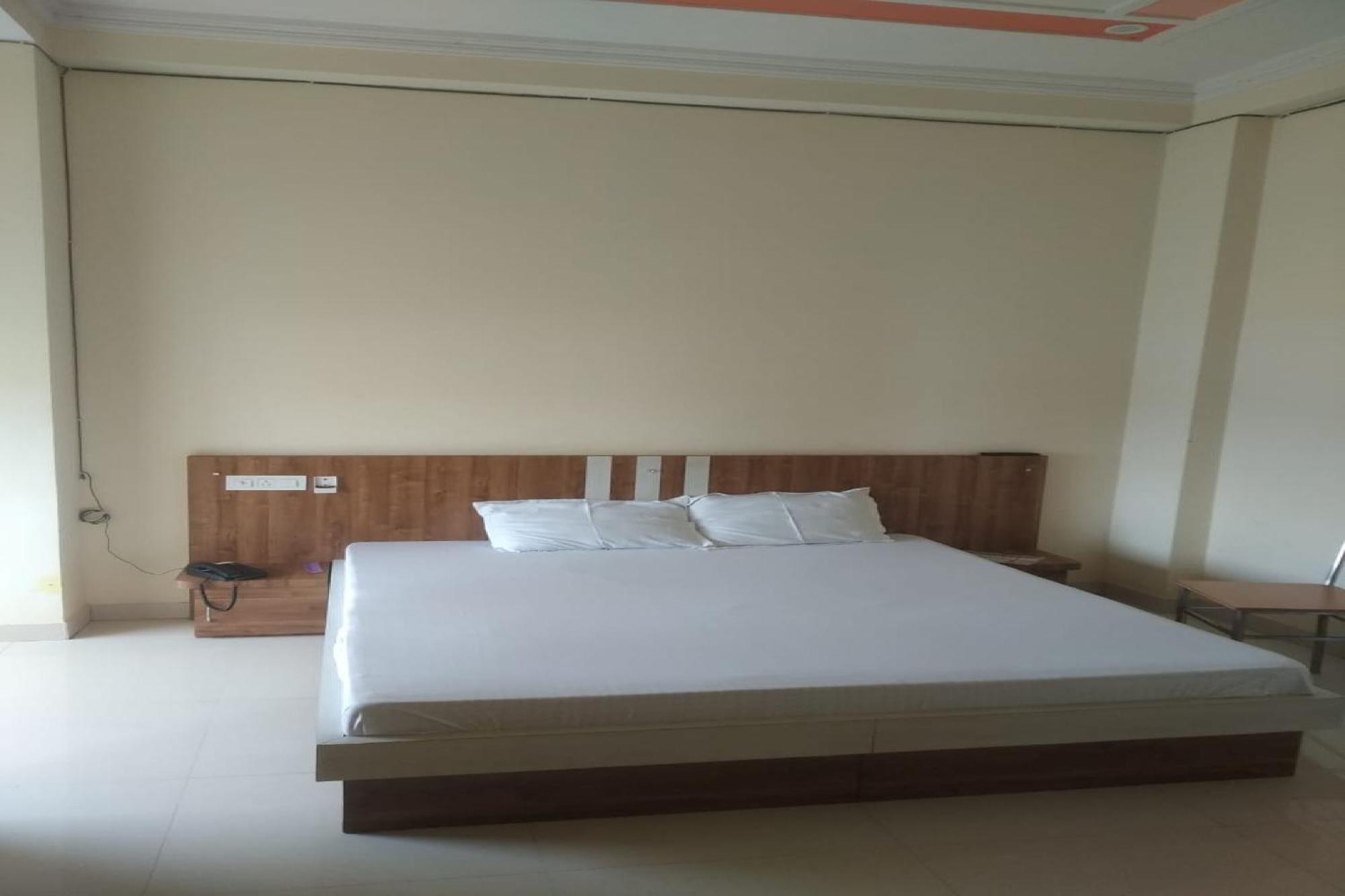 Hotel O Athitya Resort Sikar ภายนอก รูปภาพ